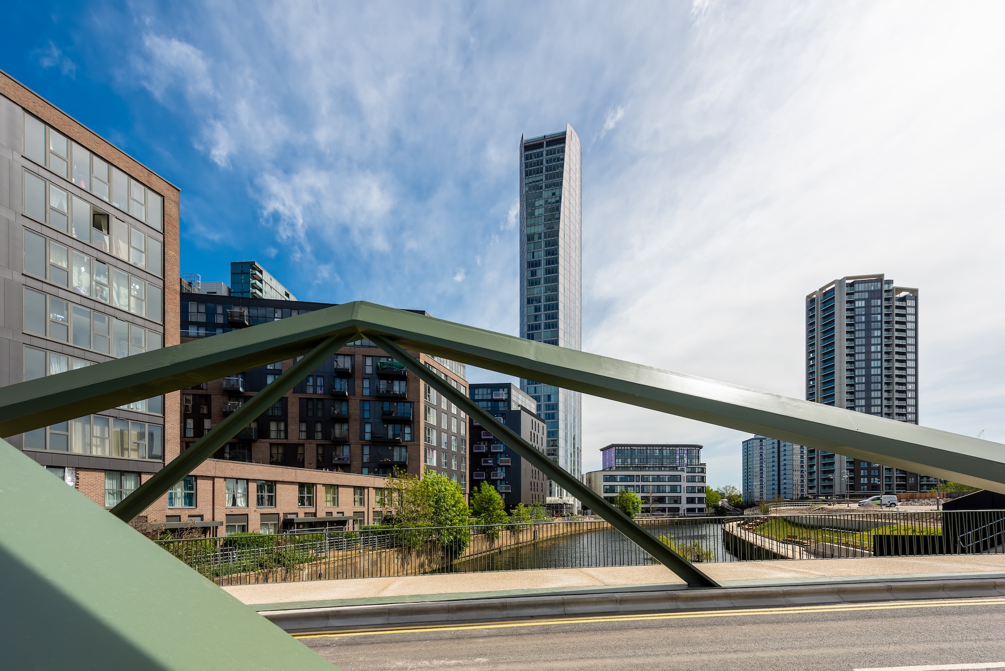 Bridgewater Road Bridge Celebrates Completion at Queen Elizabeth Olympic Park